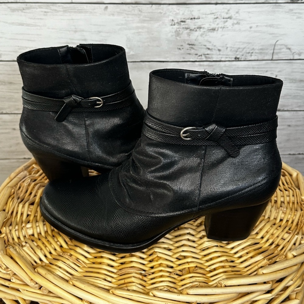 Black ankle booties